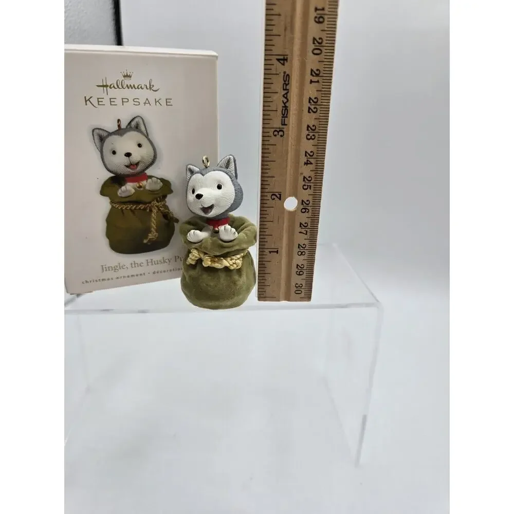 2010 HALLMARK JINGLE THE HUSKY PUP Christmas Ornament Puppy Dog